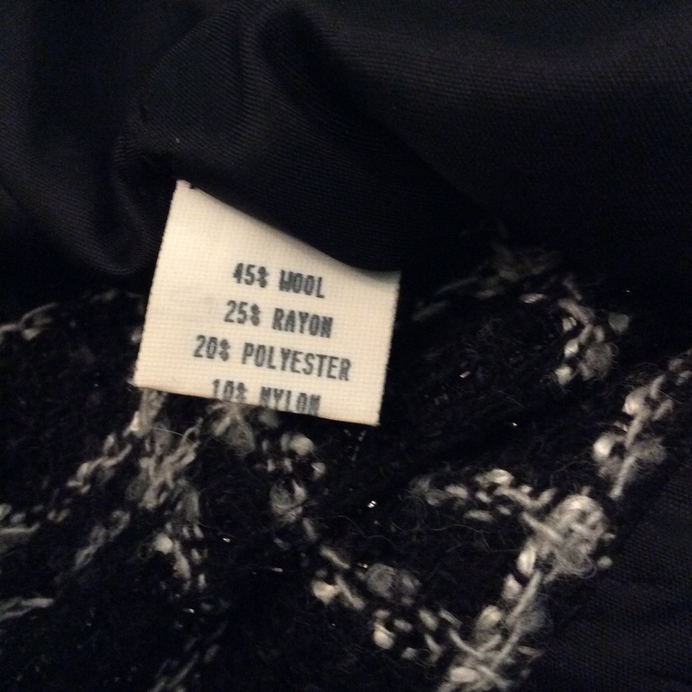 Cute Black & White Wool Blend Plaid Jacket Size 4 - Picture 9 of 16